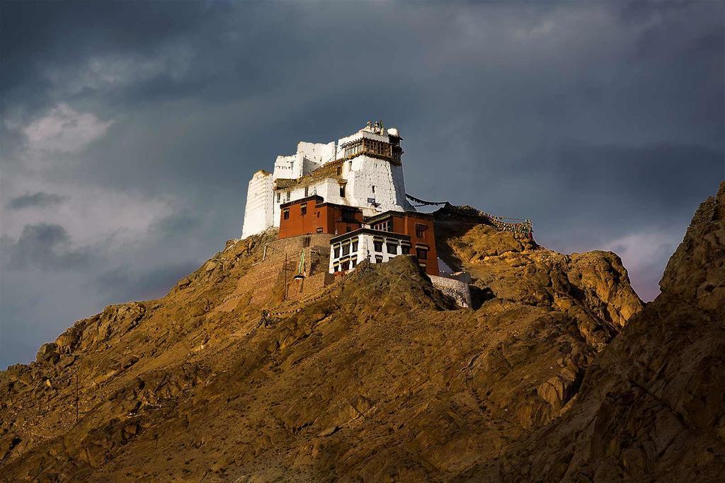 Travellers House Hotel Leh Eksteriør billede